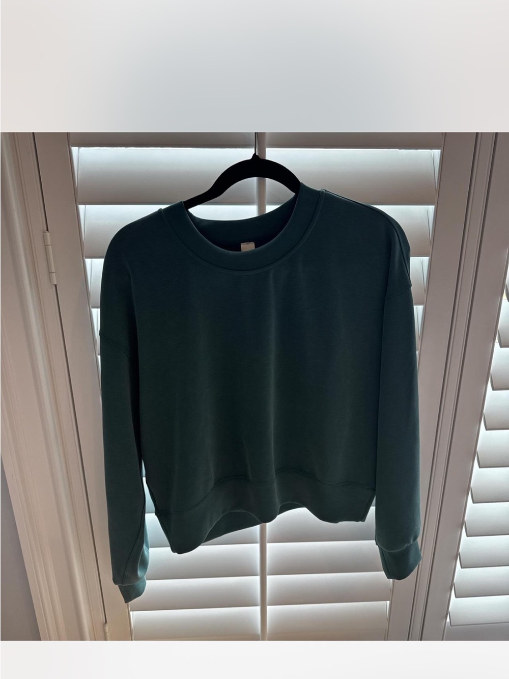 lululemon athletica softstreme Teal Crewneck Sweatshirt